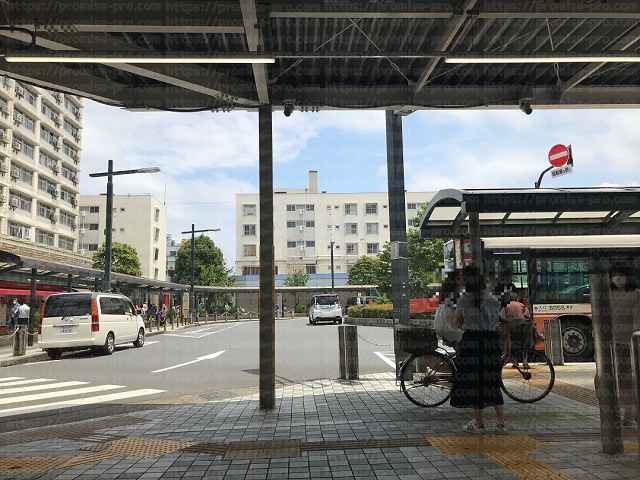 バスターミナルの画像