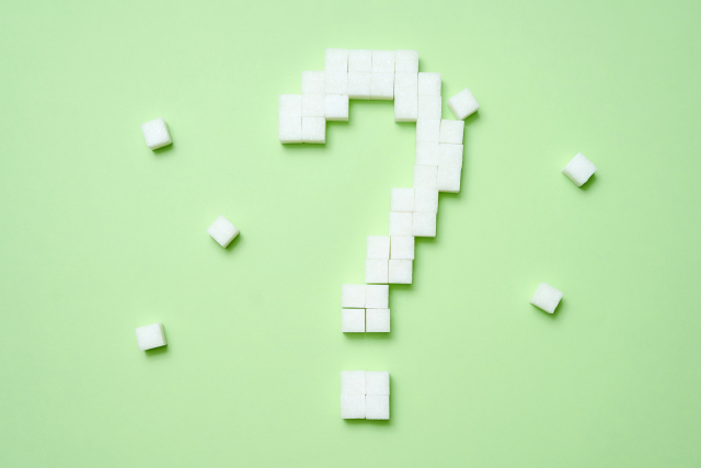 角砂糖で縁取られたクエスチョンマーク