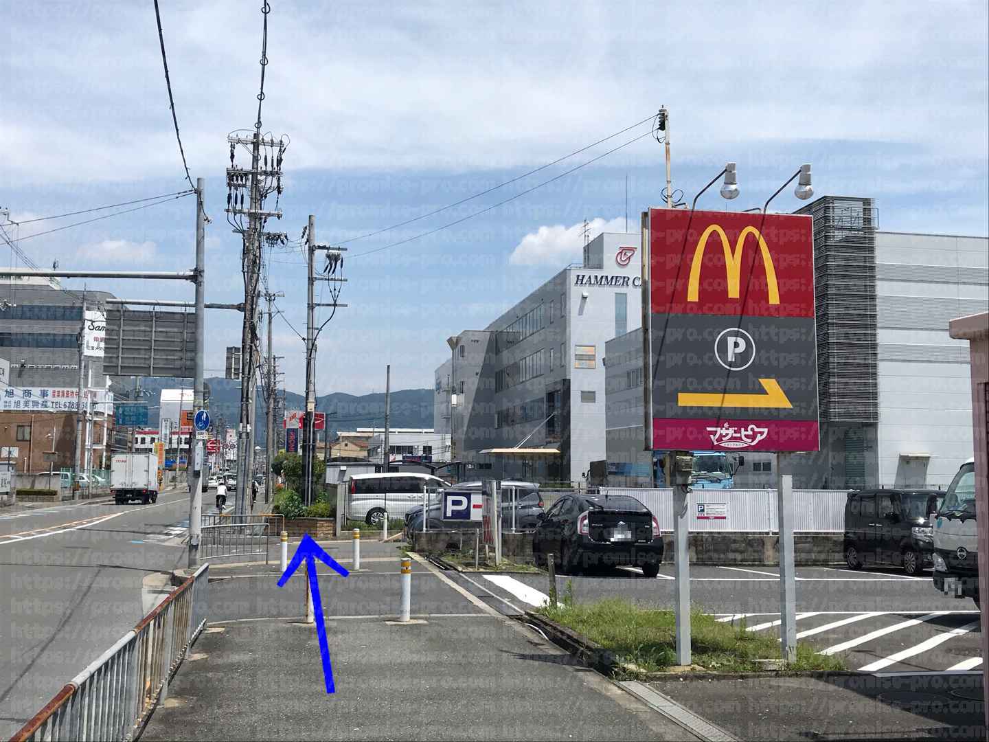 マクドナルド看板の画像