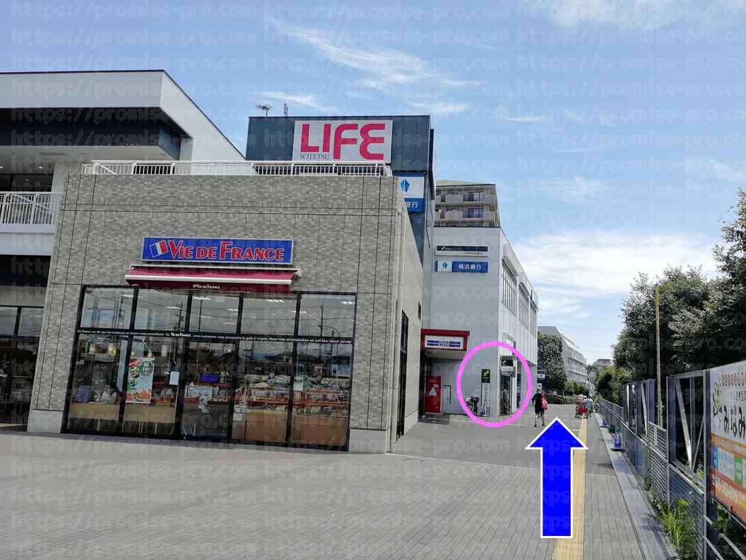 パン屋さんの画像