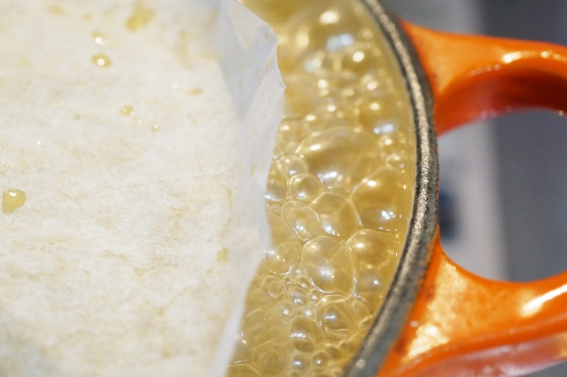 鍋の中の落とし蓋