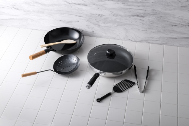 フライパンと鍋類